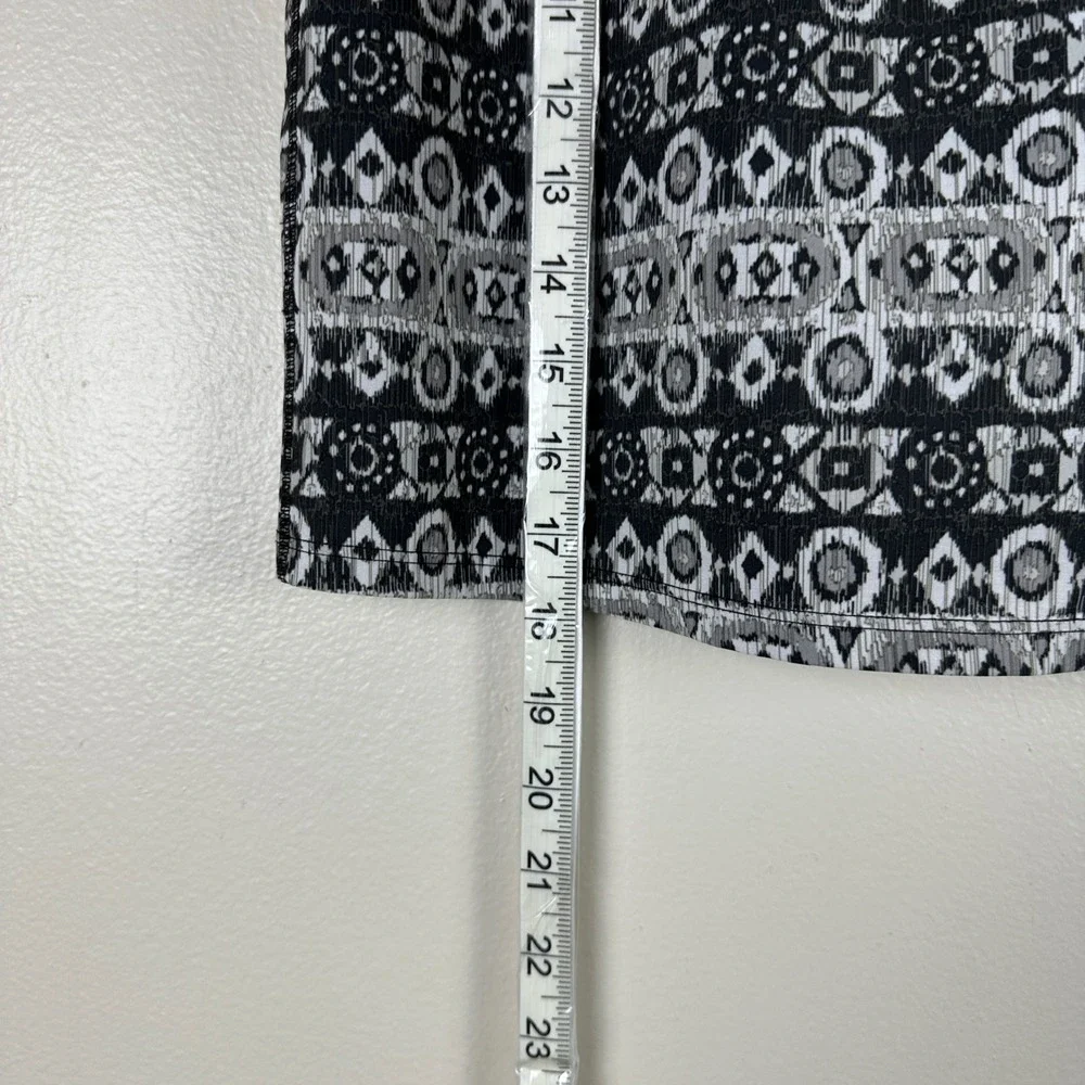 Carve Designs Womens S Skort Black White Geometric Tribal Print Mesh Pockets NEW
